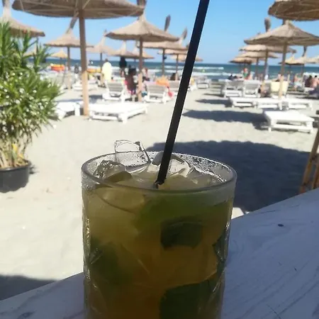 Sun & Sea Mamaia Nord 公寓 那沃达利